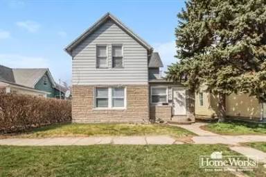Main picture of 1221 Ford St