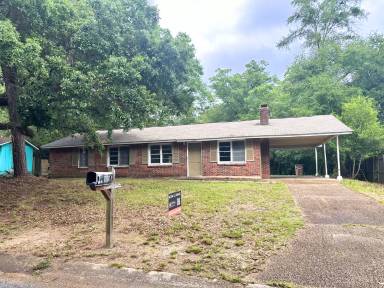 Main picture of 1104 Garland St