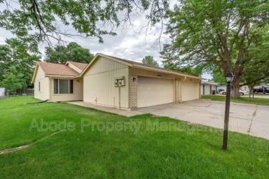 Main picture of 604 Jocelyn Dr