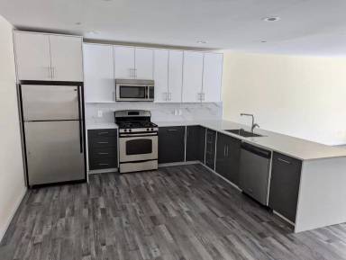Main picture of 801 N 48th St