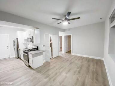 Main picture of 3110 N Milwaukee Ave