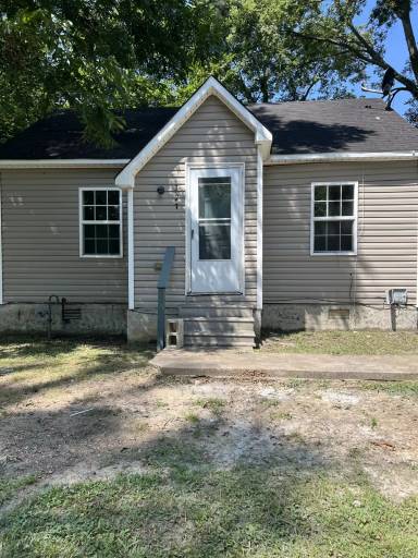 Main picture of 327 Feezor St