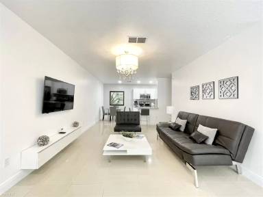 Main picture of Sunset Lake Condominiums