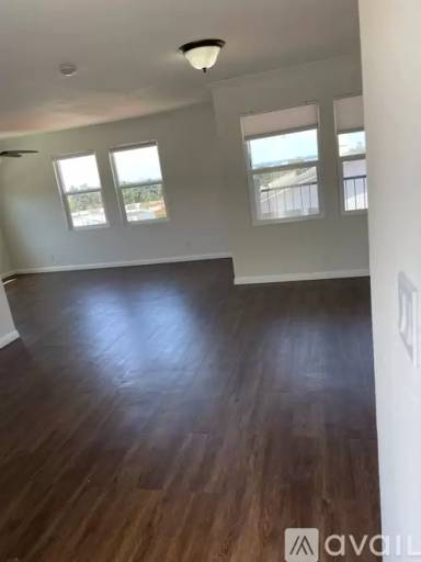 Main picture of 669 4th St