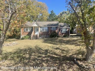 Main picture of 723 Yowell Ave