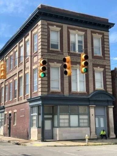 Main picture of 700 N 2nd St