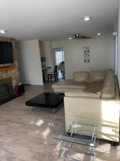 Main picture of 6913 Woodstream Ln