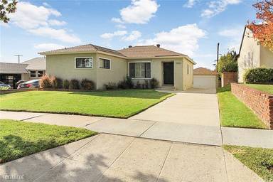 Main picture of 2923 N Buena Vista St