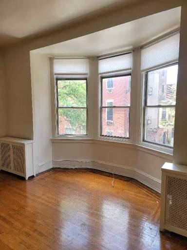 Main picture of 1701 Tulip St