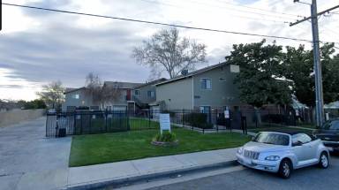 Main picture of 38508 11th St E