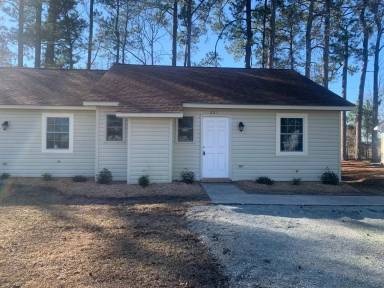 Main picture of 225 Cedar Ridge Ln