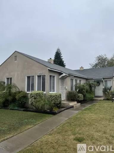 Main picture of 2240 Euclid Ave