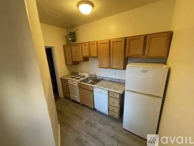 Main picture of 1384 Commonwealth Ave