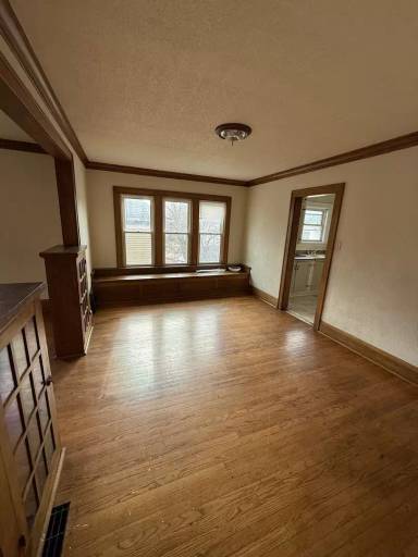 Main picture of 361-365 S Evergreen Ave