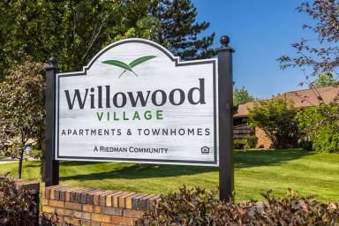 Main picture of Willowood Village Apartments & Townhomes