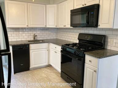 Main picture of 29 W 6th St