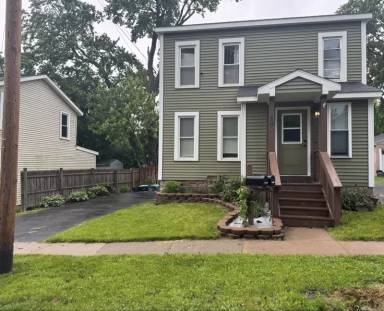 Main picture of 10 Tabor St