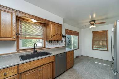 Main picture of 4005 16th Ave NW