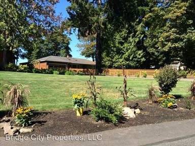 Main picture of 14815 SE River Forest Dr