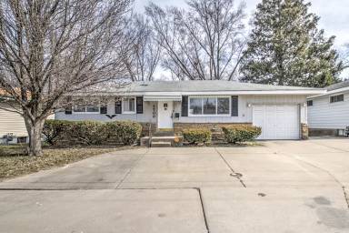 Main picture of 1700 Patterson Rd