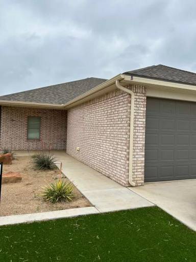 Main picture of 5528 121st Street - A