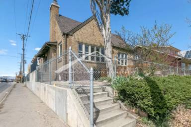 Main picture of 3707 W 38th Ave