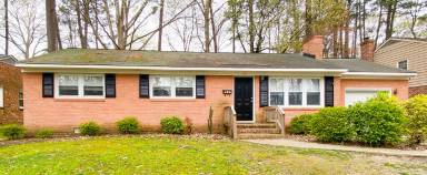 Main picture of 68 Huxley Pl