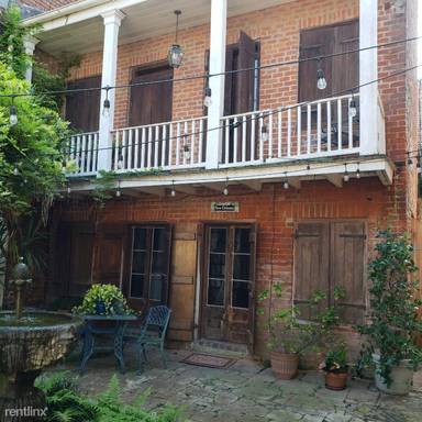 Main picture of 1210 Royal St