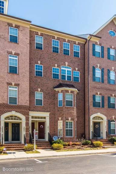 Main picture of 3619 Springhollow Ln