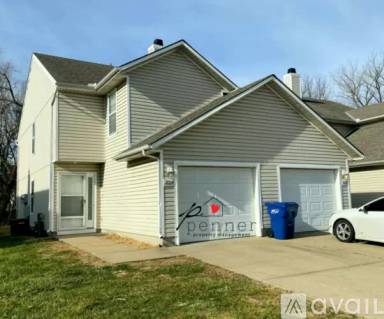 Main picture of 201 NE Dogwood St