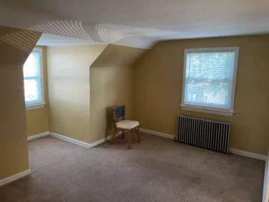 Main picture of 220 Jackson Ave