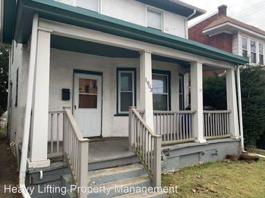 Main picture of 1903 Manada St