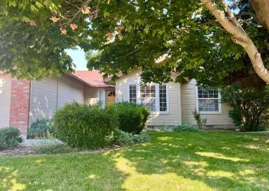 Main picture of 1268 N Jullion Ave