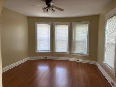 Main picture of 609 N 6th St