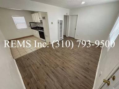 Main picture of 12035 S Willowbrook Ave