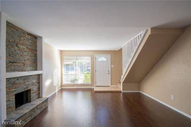 Main picture of 2829 Nova Dr