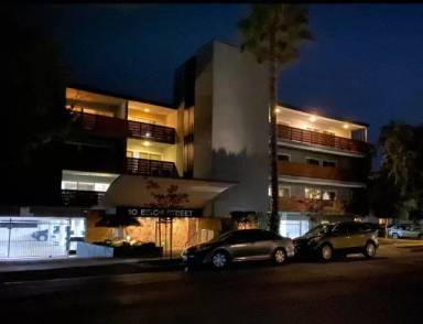 Main picture of 10 Birch St