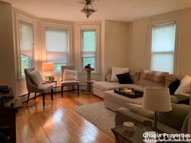 Main picture of 23 Roberts St