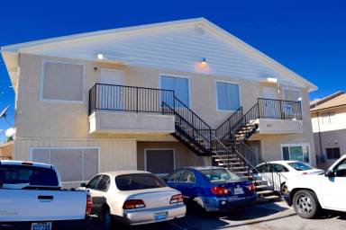 Main picture of 801 N Major Ave