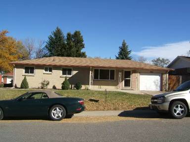 Main picture of 2626 S Stuart Way