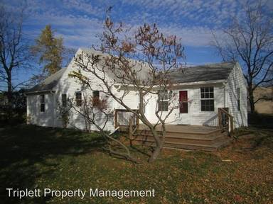 Main picture of 205 9th Ave NW