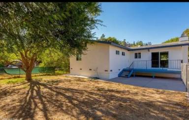 Main picture of 8861 Olive Dr