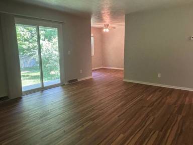 Main picture of Cambridge Oaks Apartments