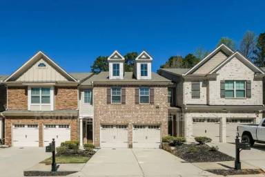 Main picture of 1973 Brightleaf Way