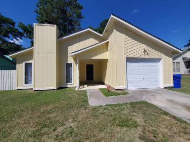 Main picture of 129 Maranatha Cir
