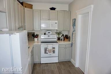 Main picture of 370 Chestnut Hill Ave