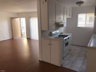 Main picture of 1550 N Harvard Blvd