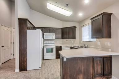 Main picture of 1249 W 110 N