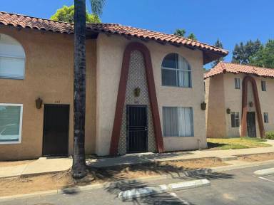 Main picture of 446 S Anza St