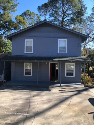 Main picture of 1127 1/2 10th St SE